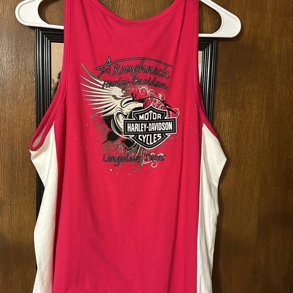 Authentic HD tank - Picture 3 of 3